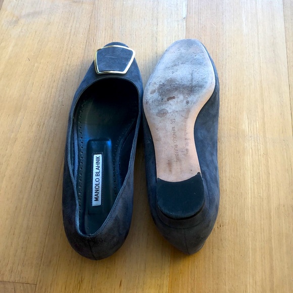 Grey manolo blahnik size 37 very good condition. Wore it 3 times - Picture 6 of 7